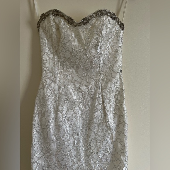 LORALIE Sweetheart Wedding Dress‎ 6 Vintage Embellish Metallic Lace Brocade Slip - Picture 8 of 17